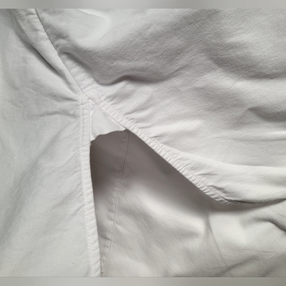 Everlane White Button Down Shirt - Picture 8 of 15